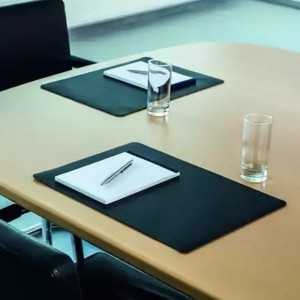Podkład na biurko 420x300mm DURABLE do sal konferencyjnych czarny 1szt. /710401/