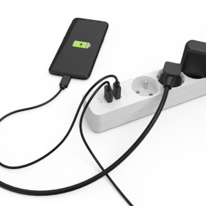 LISTWA ZASILAJĄCA Z WŁĄCZNIKIEM 3 GNIAZDA 3680 W USB-C USB-A 1,5 M   /P22231850000/