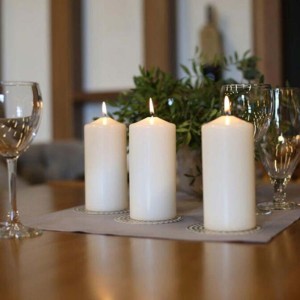 Świeca walec BISPOL AURA sw60/150-090 biała 1szt.