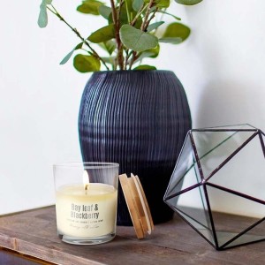 Świeca sojowa zapachowa BISPOL sn73-325 liść laurowy i jeżyna w szkle